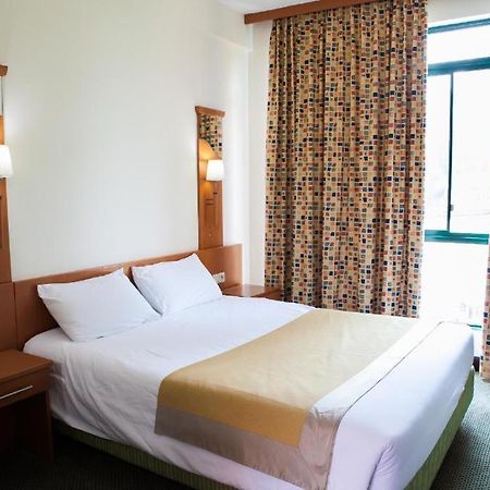 רוהנגרי Gorillas Volcanoes Hotel מראה חיצוני תמונה
