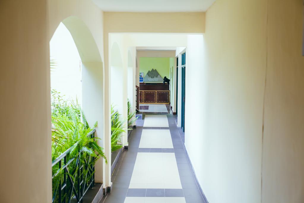 רוהנגרי Gorillas Volcanoes Hotel מראה חיצוני תמונה