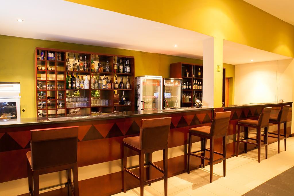 רוהנגרי Gorillas Volcanoes Hotel מראה חיצוני תמונה