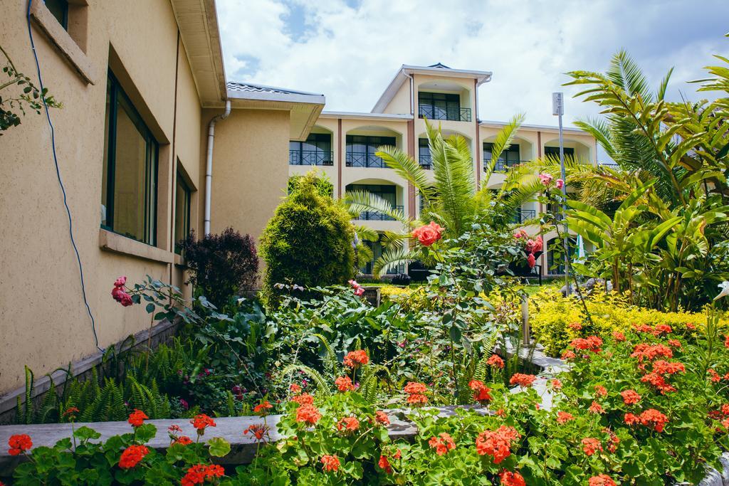 רוהנגרי Gorillas Volcanoes Hotel מראה חיצוני תמונה