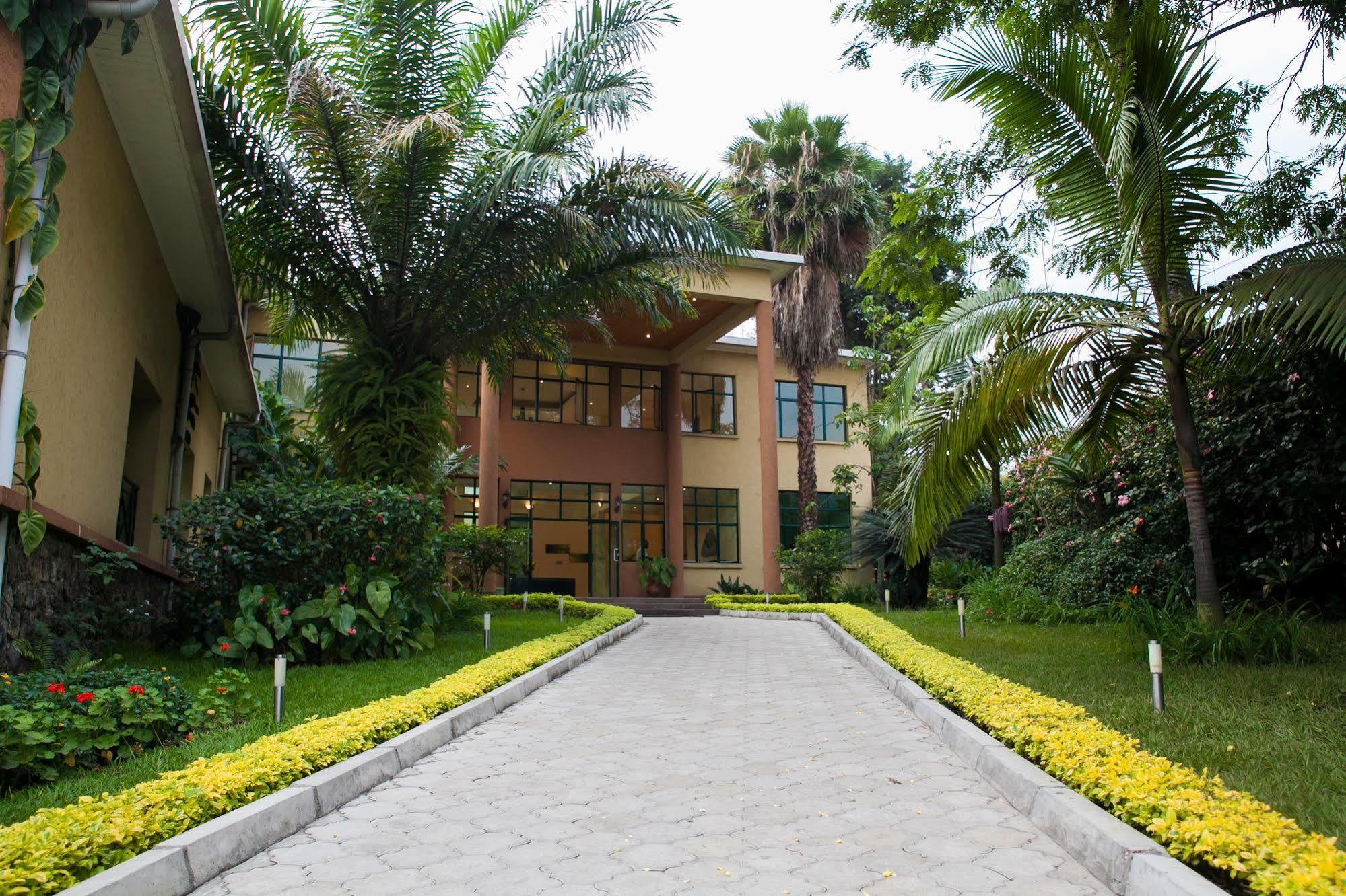 רוהנגרי Gorillas Volcanoes Hotel מראה חיצוני תמונה